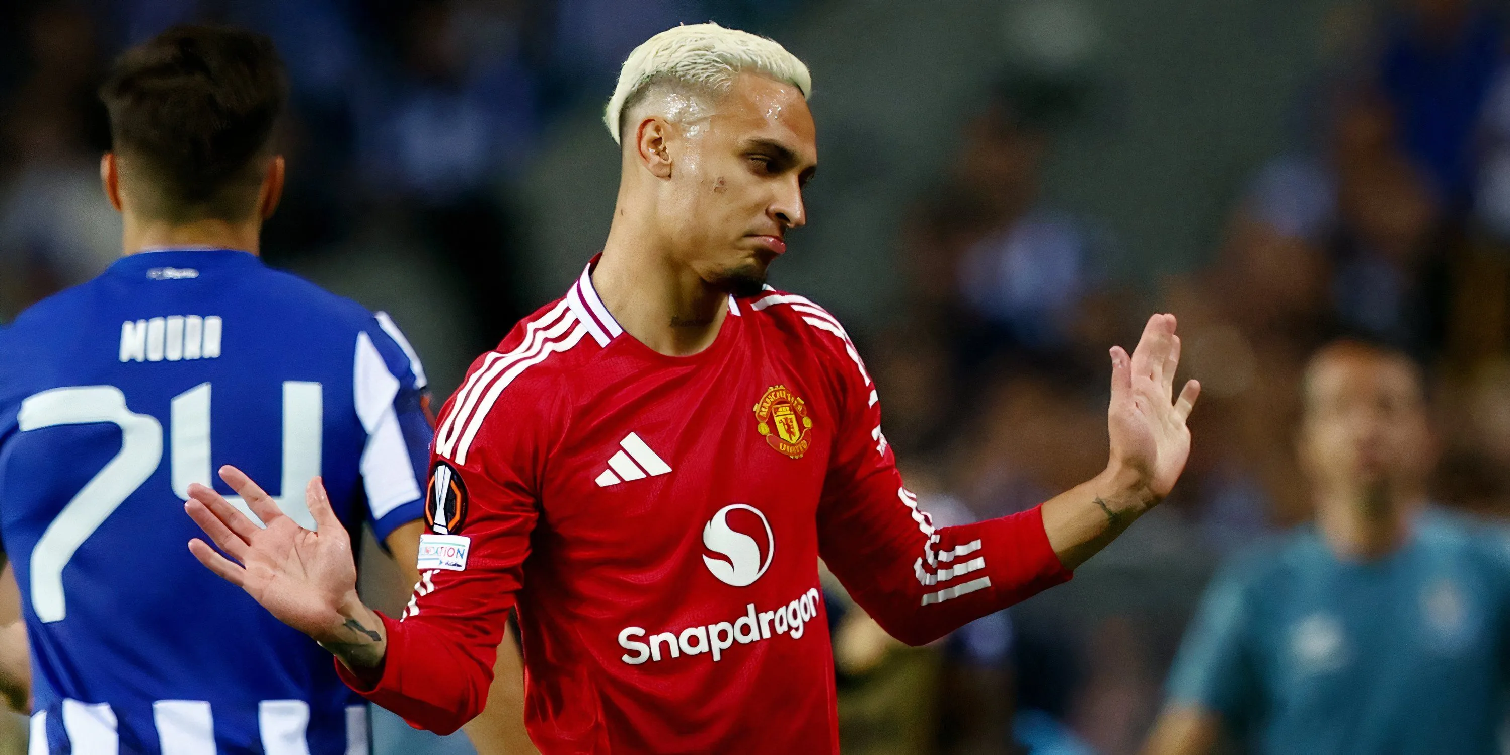 Antony trong màu áo Manchester United thể hiện kỹ thuật