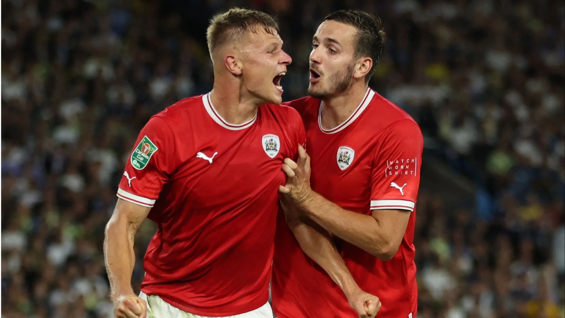 Cầu thủ Mads Andersen khoác áo Barnsley, câu lạc bộ cũ của anh trước khi đến Luton Town