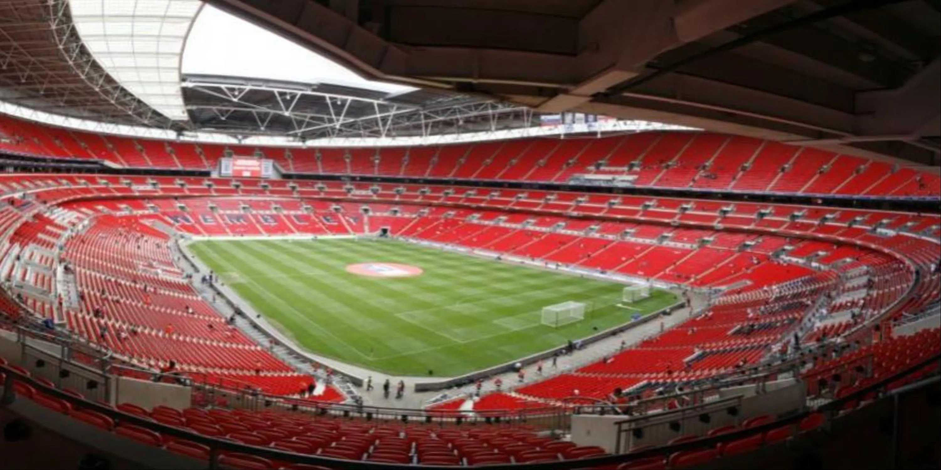 Hình ảnh sân vận động Wembley ở London, Anh, nơi diễn ra nhiều trận cầu lịch sử