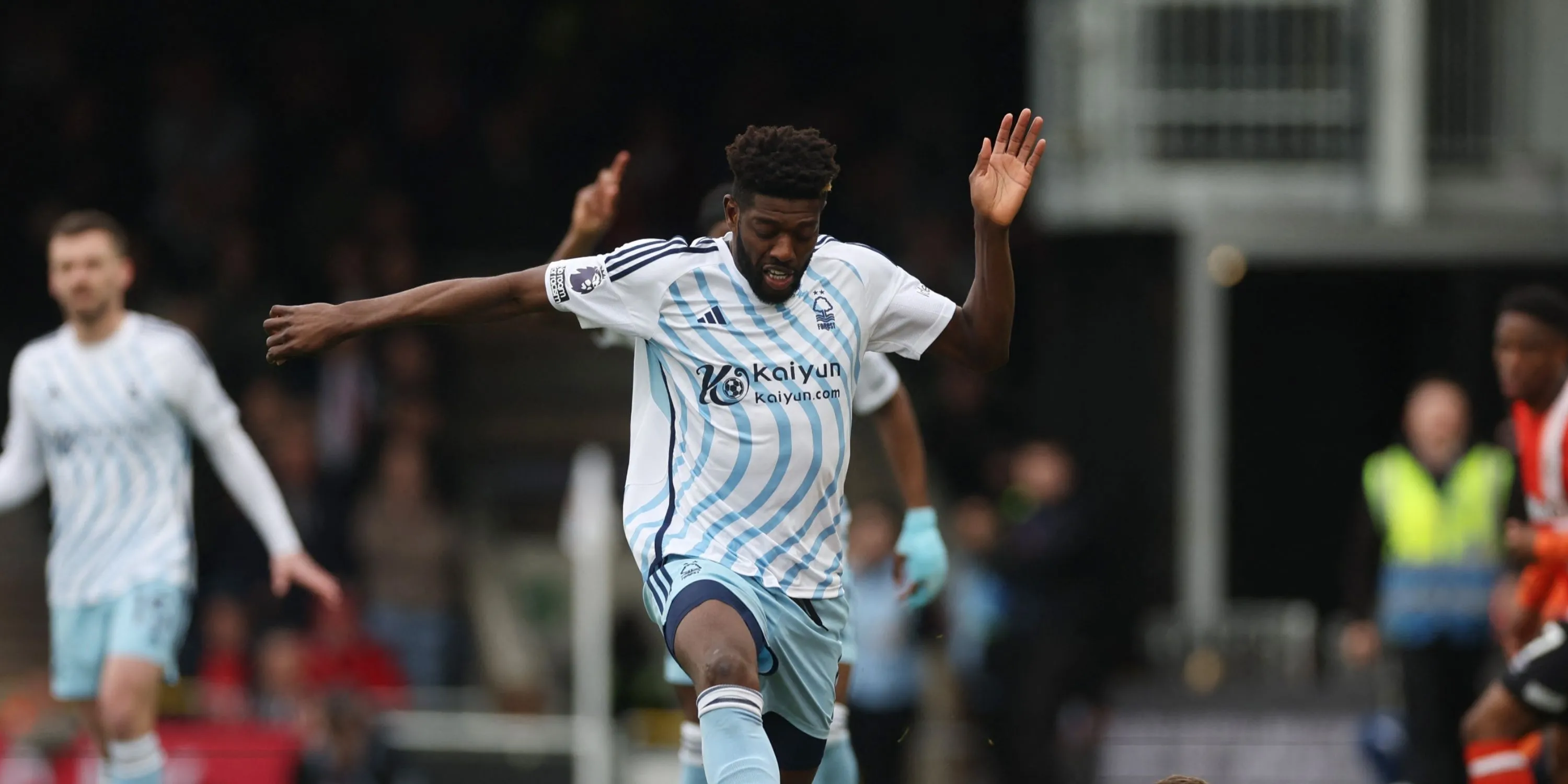 Tiền vệ Ibrahim Sangare của Nottingham Forest trong một trận đấu