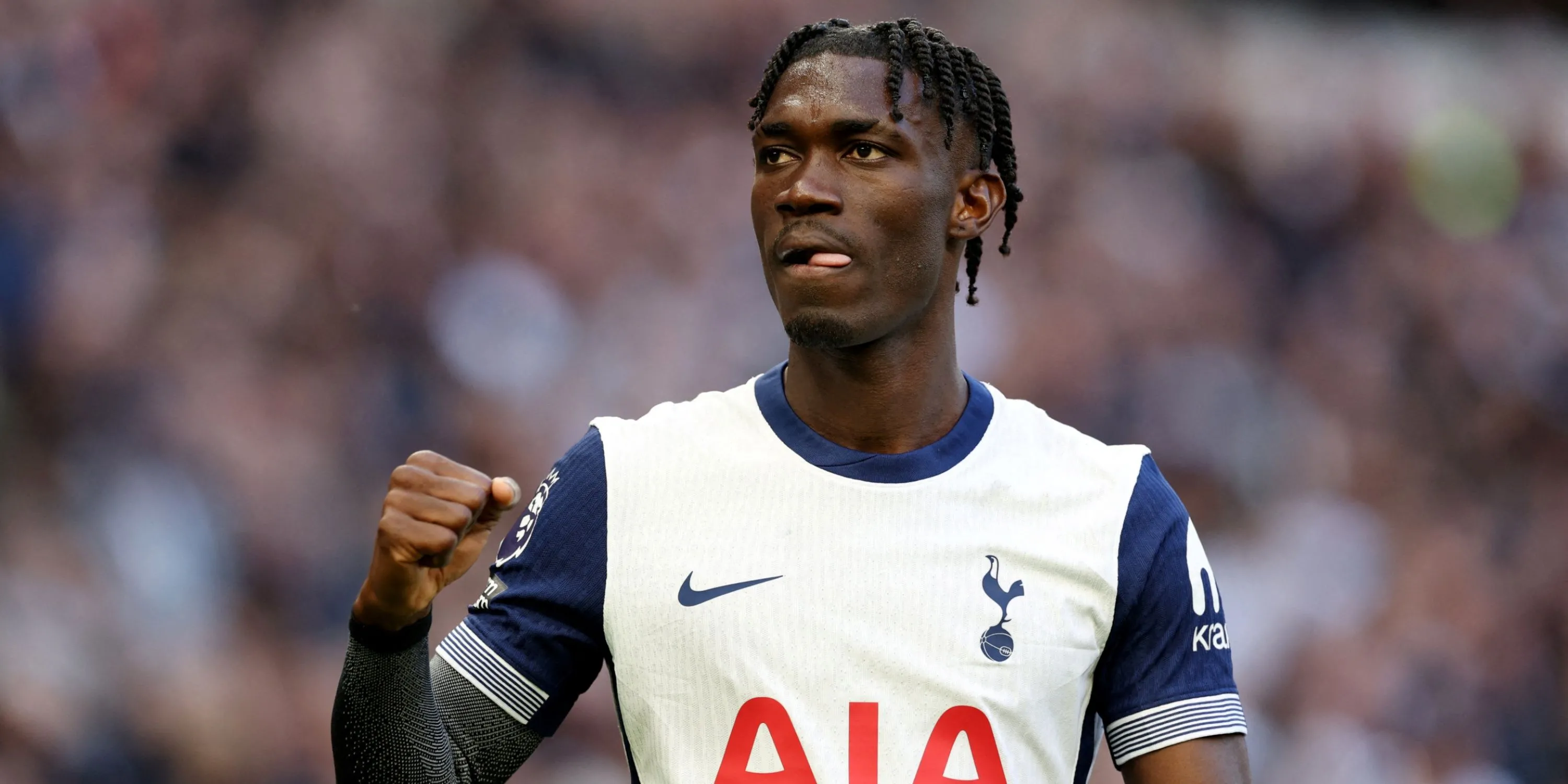 Tiền vệ Yves Bissouma gây thất vọng trong trận đấu của Spurs