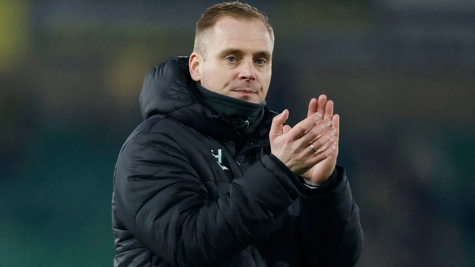 Huấn luyện viên Johannes Hoff Thorup, cựu HLV Norwich City