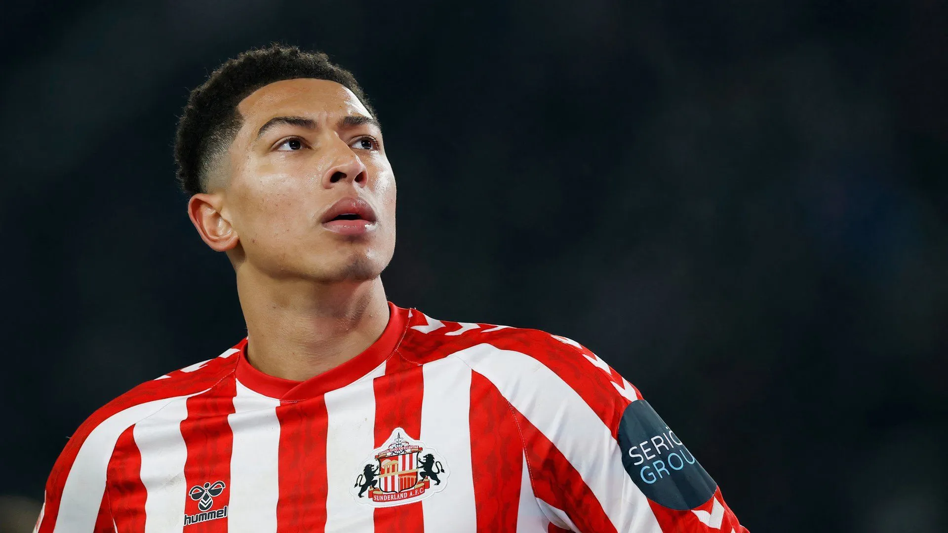 Jobe Bellingham khoác áo Sunderland