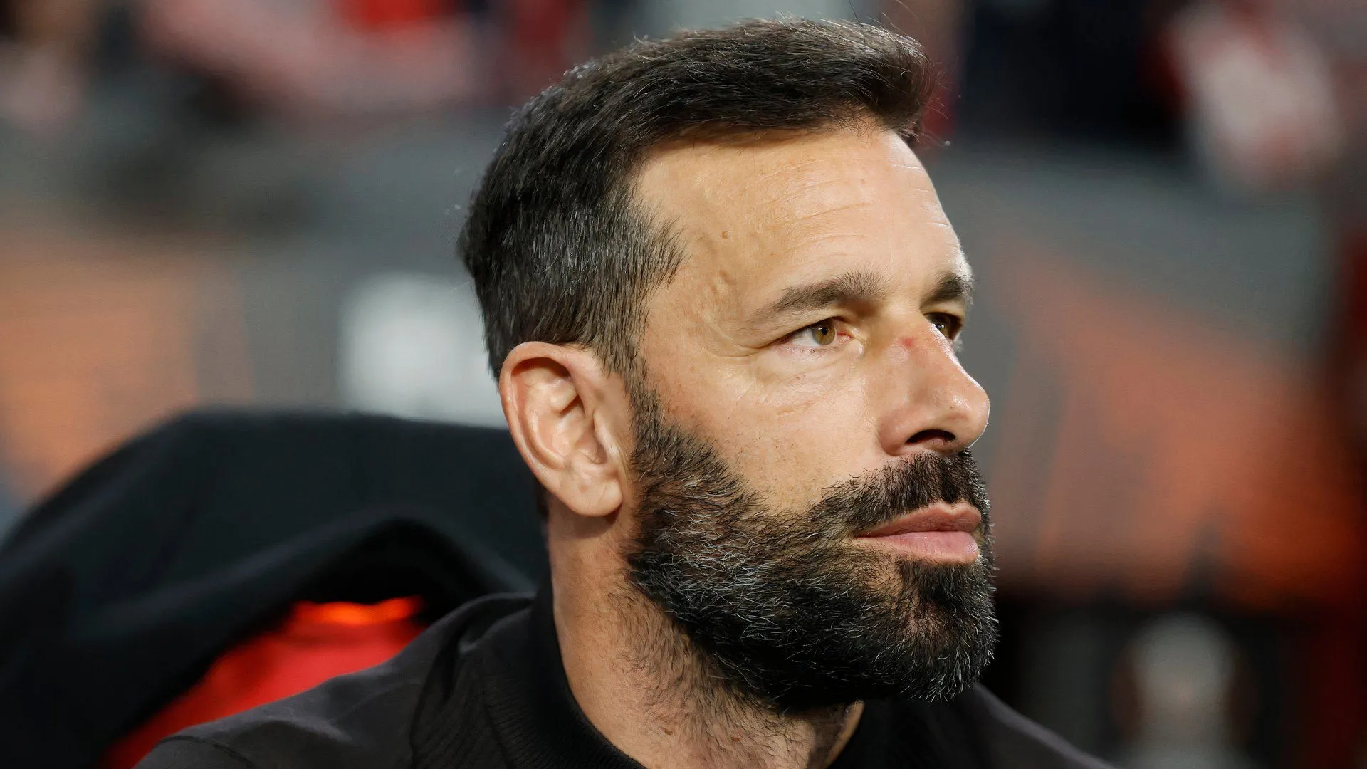 Ruud van Nistelrooy đã chia tay cương vị HLV trưởng Leicester City