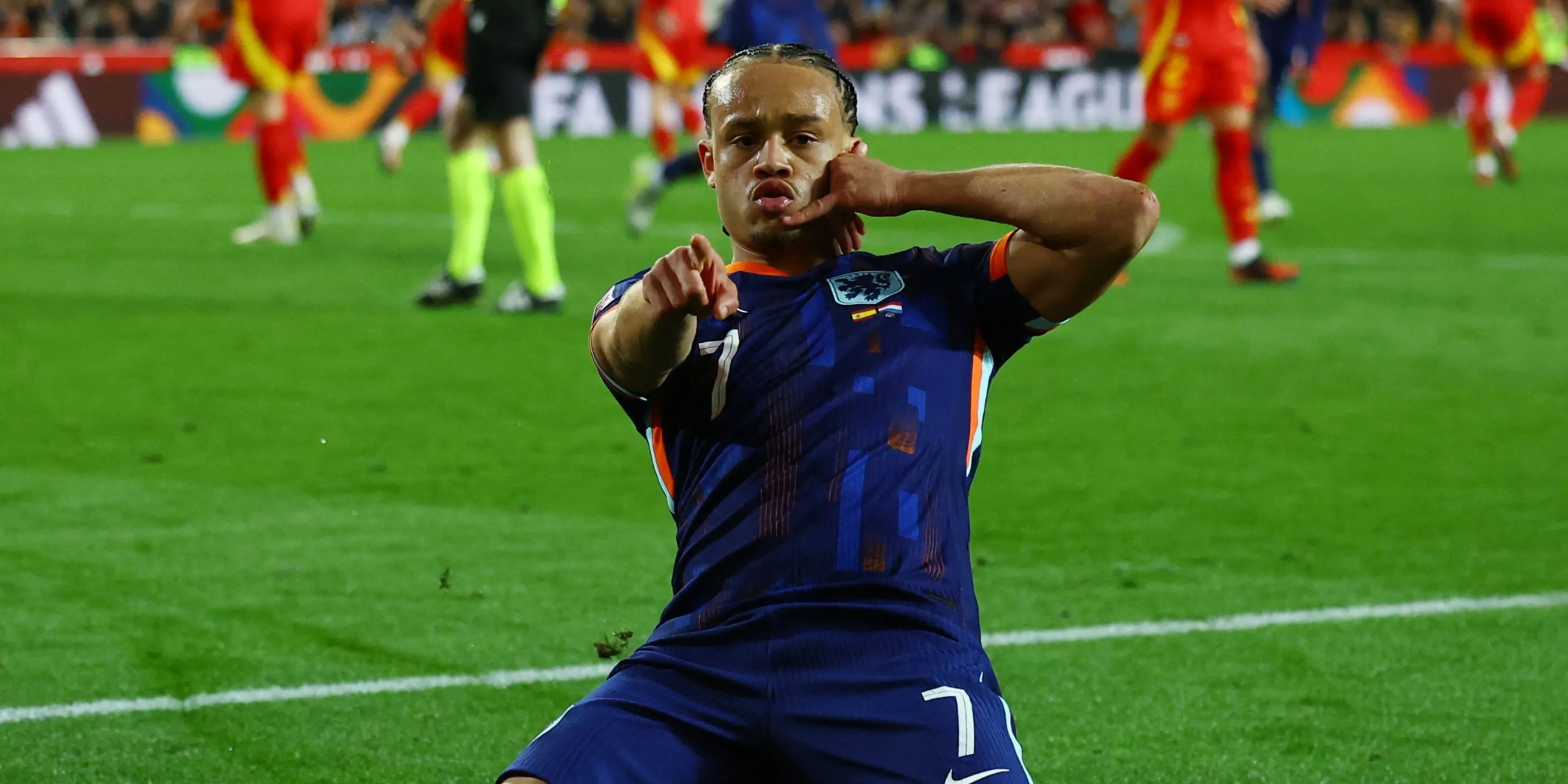Tiền vệ tài năng Xavi Simons trong màu áo đội bóng, mục tiêu chuyển nhượng hàng đầu của Chelsea